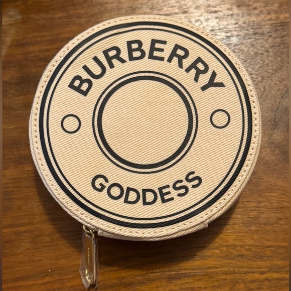 Burberry Goddess 5" Zip Around Travel Jewelry Case Round Clutch Makeup Bag NWT - Picture 3 of 6